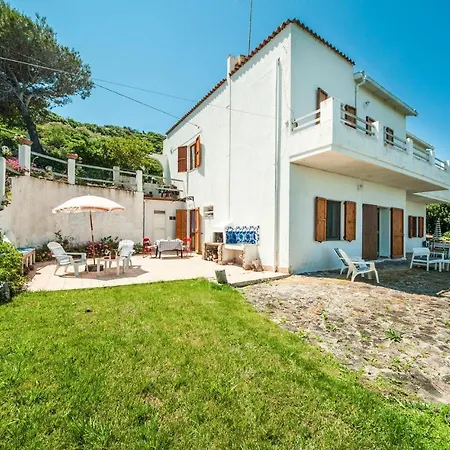 2 Bedroom In Hébergement de vacances