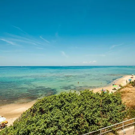 2 Bedroom In * كاستيلساردو