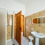 בית נופש 2 Bedroom In *