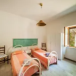בית נופש 2 Bedroom In קאסטלסארדו