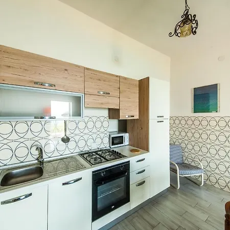 2 Bedroom In * קאסטלסארדו