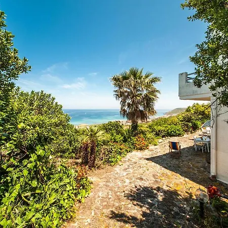בית נופש 2 Bedroom In קאסטלסארדו