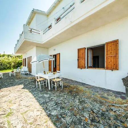 2 Bedroom In *